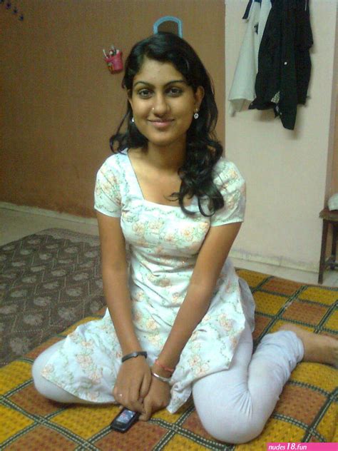 nude photo indian|Nude Indian Girls Pics